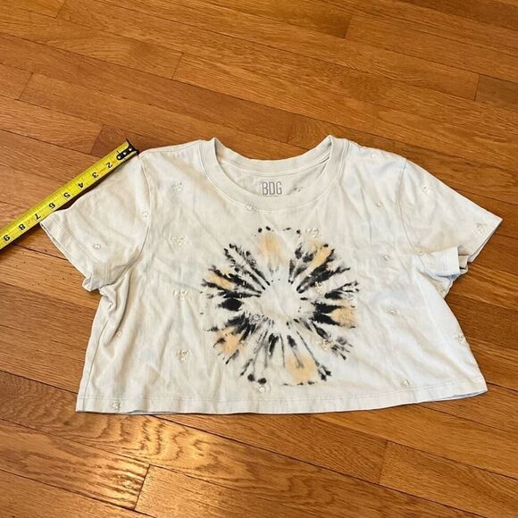BDG Tie Dye Cropped T-Shirt with Embroidered Flowers- L - Picture 7 of 7